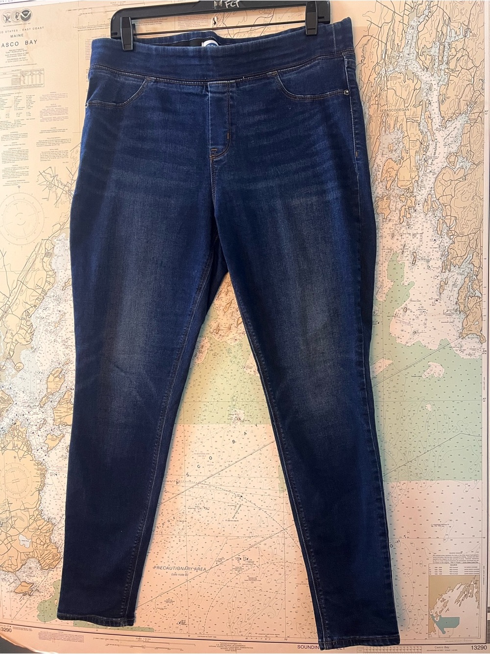 EUC Old Navy Rockstar Jeggings Women’s Sz 14  Skinny Jeans Stretch Elastic Waist